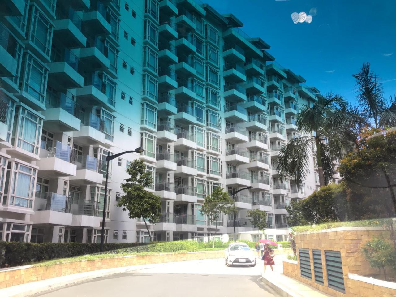 Condo At Parkside Villas Across The Airport Manila Exterior photo